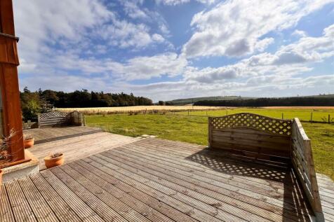 Decking area 2.jpg