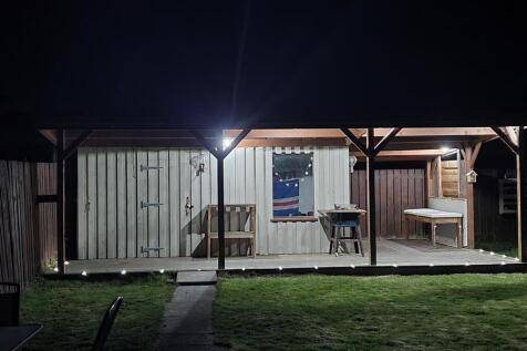 Summerhouse.jpg