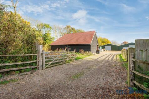 Barn and building 