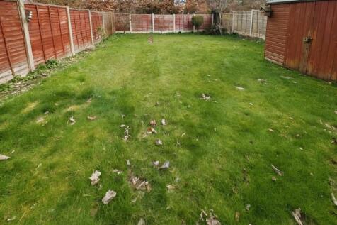829a683c-lawn.jpg
