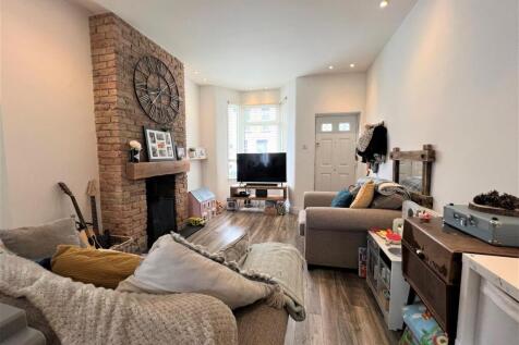 Living Room.jpg