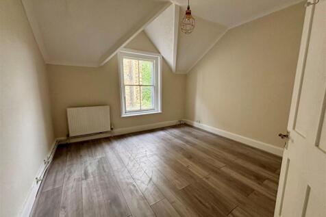 Second bedroom.jpg
