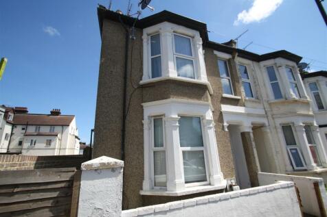 1 bedroom flats to rent in southend-on-sea, essex - rightmove