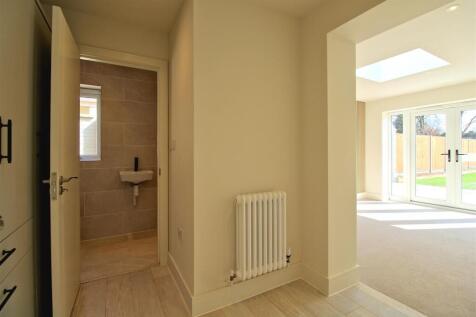Master bedroom ensuite