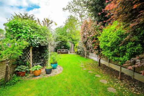 Ainslie Wood Gardens-30_web.jpg