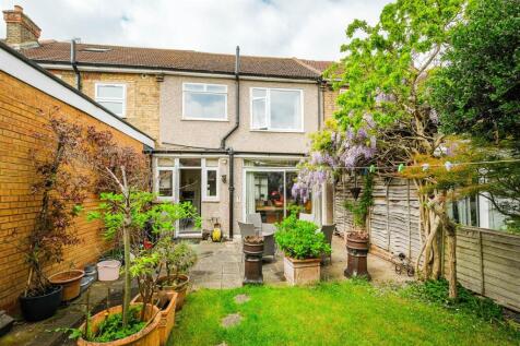 Ainslie Wood Gardens-30_web.jpg