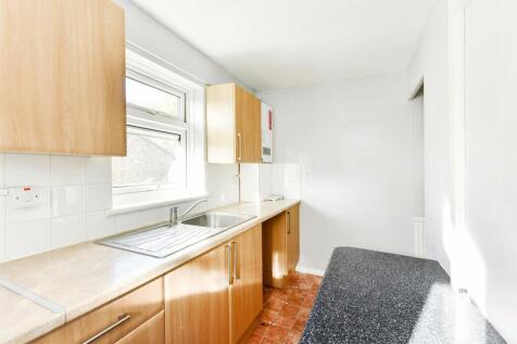 83 Alexandra Road-4_resized.jpg
