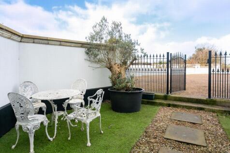 Entrance to apartment