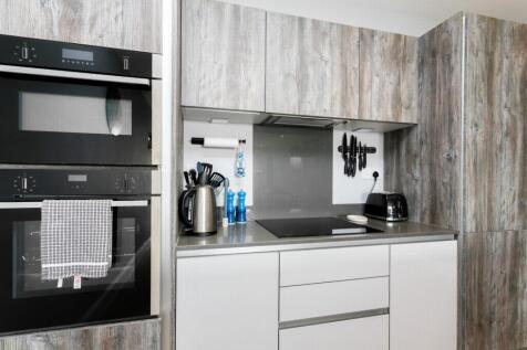 Kitchen/dining/living