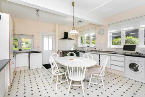 Kitchen/breakfast rm