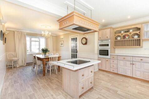 Kitchen/breakfast rm