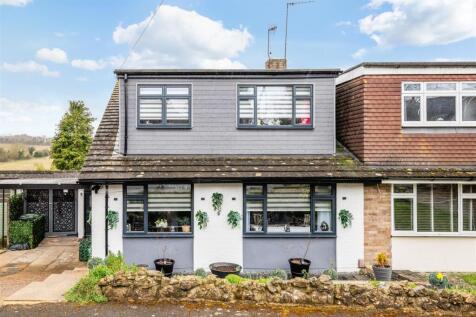LANGLEY CLOSE (22).jpg