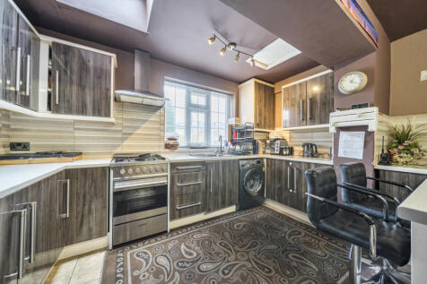 1372912-9-68fa5bf...