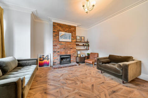 1372791-10-690887...