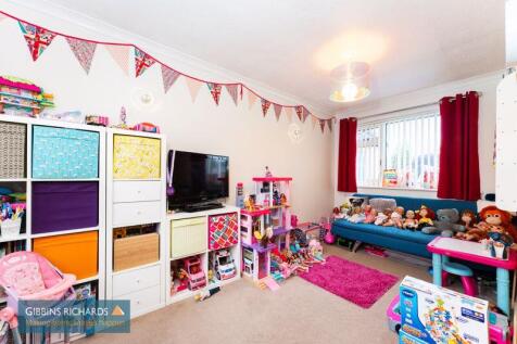 Reception Room/Bedroom