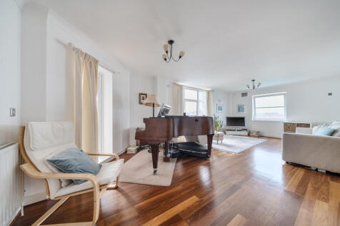 1309940-12-684aae...