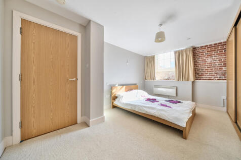 1316241-5-6862c1d...