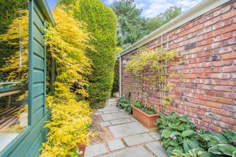Side garden