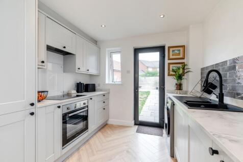 Kitchen/ dining room