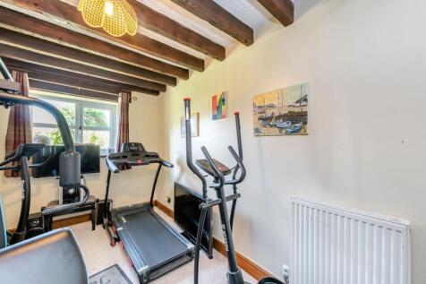 Ground floor bedroom 3