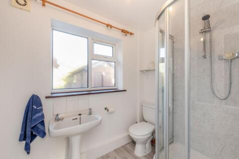 Downstairs shower room