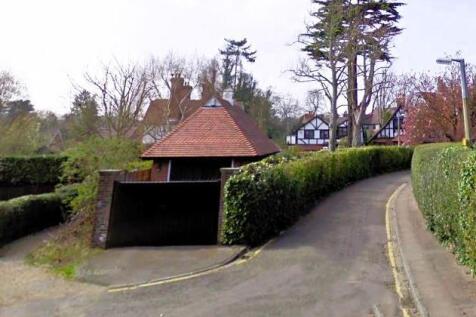 REAR GATES-GGE.JPG