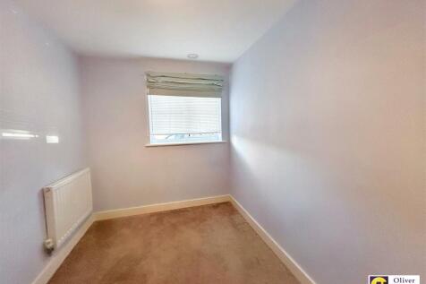 bedroom2-2.jpg