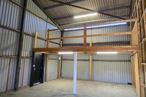 GARAGE BARN