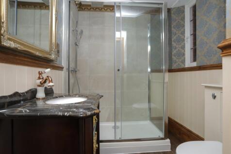 Apartment 5