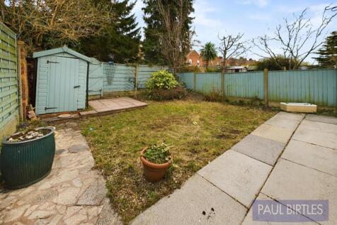 CAM01301G0-PR0572-STILL017.jpg