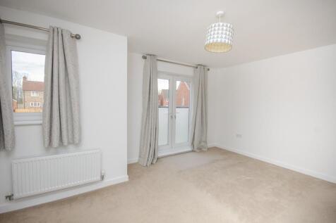 Bedroom 1.jpg