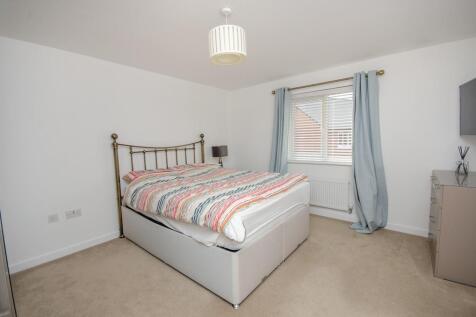 Bedroom 2.jpg