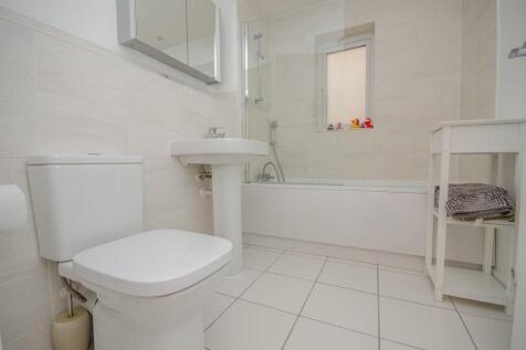 Bathroom.jpg