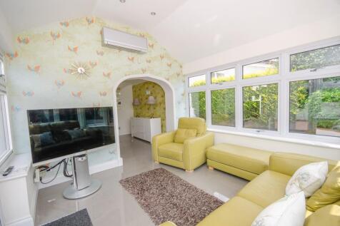 Conservatory pic 2.jpg