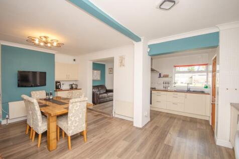 Kitchen-dining-family room.jpg