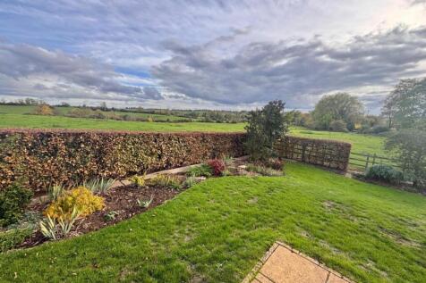 PHOTO-2025-10-22-15-58-43 (2).jpg