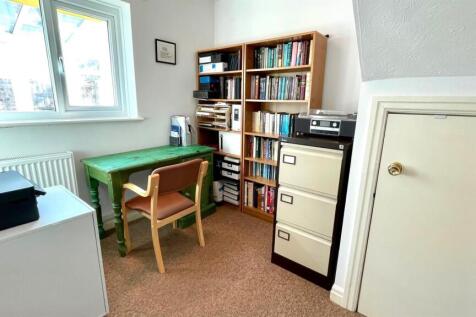 GROUND FLOOR STUDY / OCCASIONAL BEDROOM