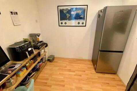 STUDY/STORE/FREEZER ROOM