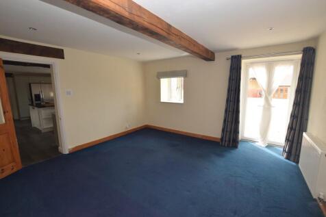 Charlton Barn Din...