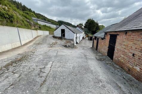 SITUATION &amp; DiRECTIONS