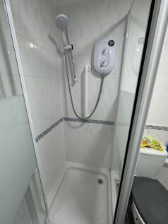 16 Prospect House -  bathroom (2)
