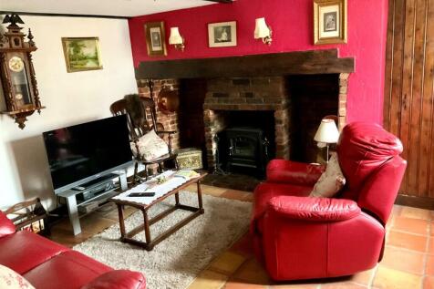 Lounge pic1.jpg