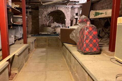 Cellar pic1.jpg