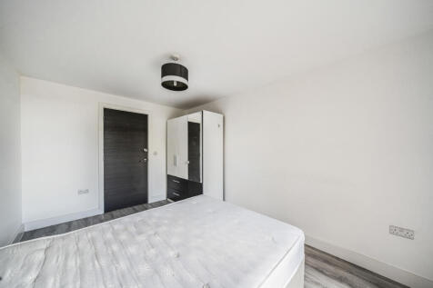 1297278-5-686bf1f...