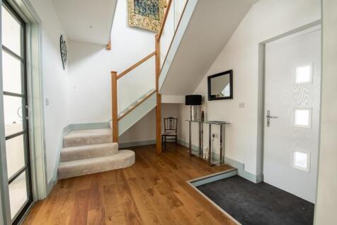 Entrance Hall.jpg