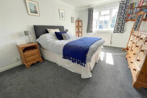 Bedroom 3.jpg