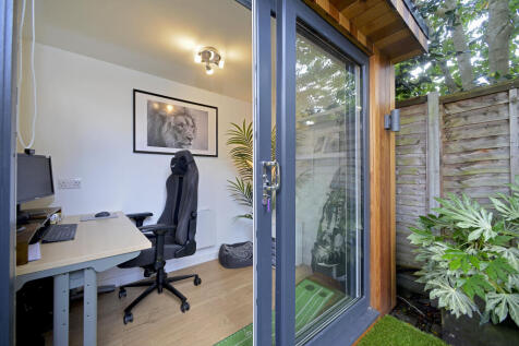 Detached home office