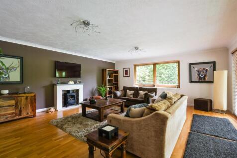 SILVER CLOSE, 4- (4).jpg