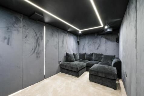 HOYLAND DOWN REVISIT- (8).jpg