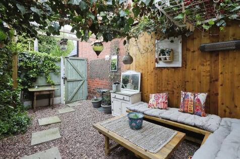 Outside Sitting Area